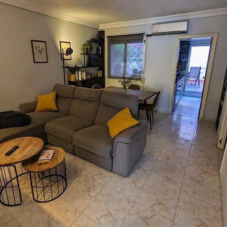 Acogedor Apartamento Y Parking Мадрид Экстерьер фото
